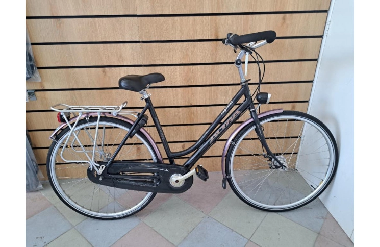 Woman's bicycle Altra Explorer