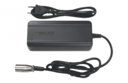 BEIJCK LI-ION ACCULADER 36 VOLT PMU4 XLR4 2A BSC42002000 (Sparta, Batavus, Koga)