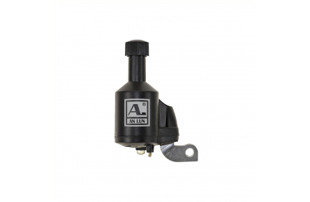 BC0103 Dynamo Anlun P2 Links aansluit