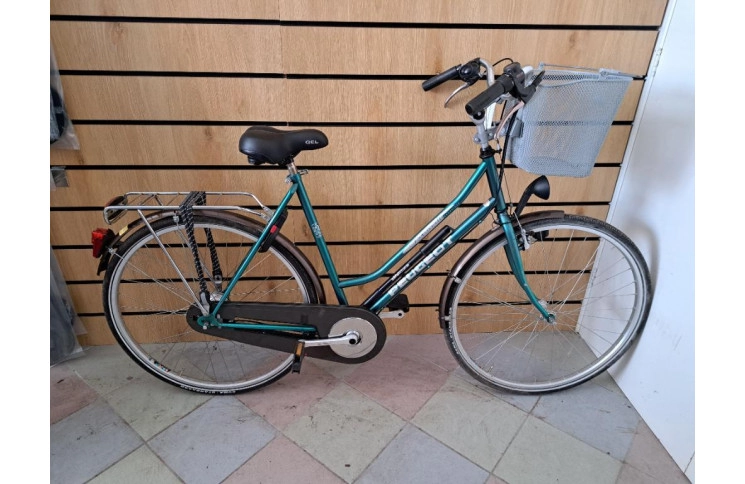 Woman's bicycle Peugeot Deauville