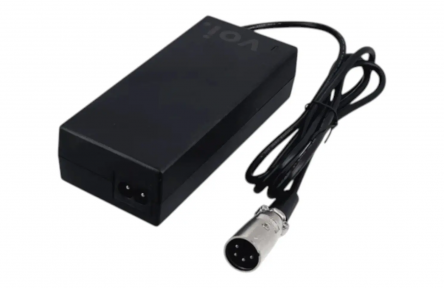 TD ACCULADER 42V 2A XLR 4-POLIG (Sparta, Batavus PMU)